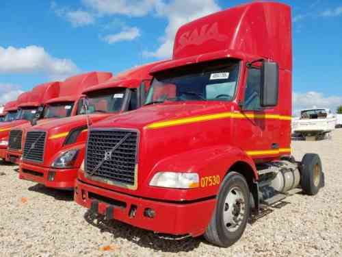 2007 VOLVO TRUCK  VNM