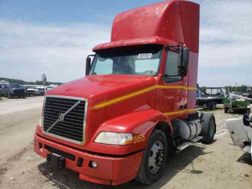 2008 VOLVO TRUCK  VNM