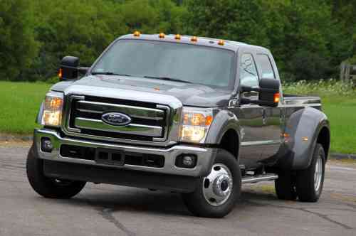 2011 FORD F-450