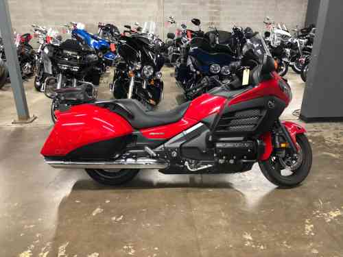 2013 HONDA GL1800BD GOLD WING F6B 