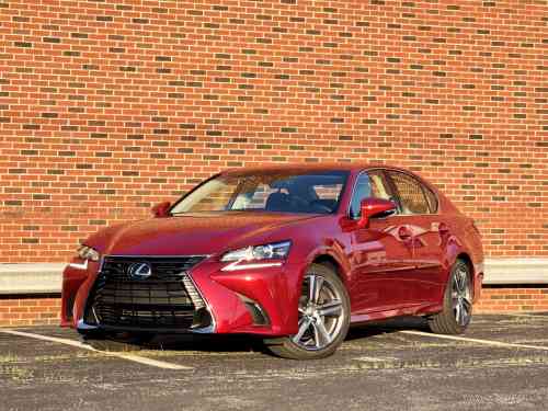 2018 LEXUS GS